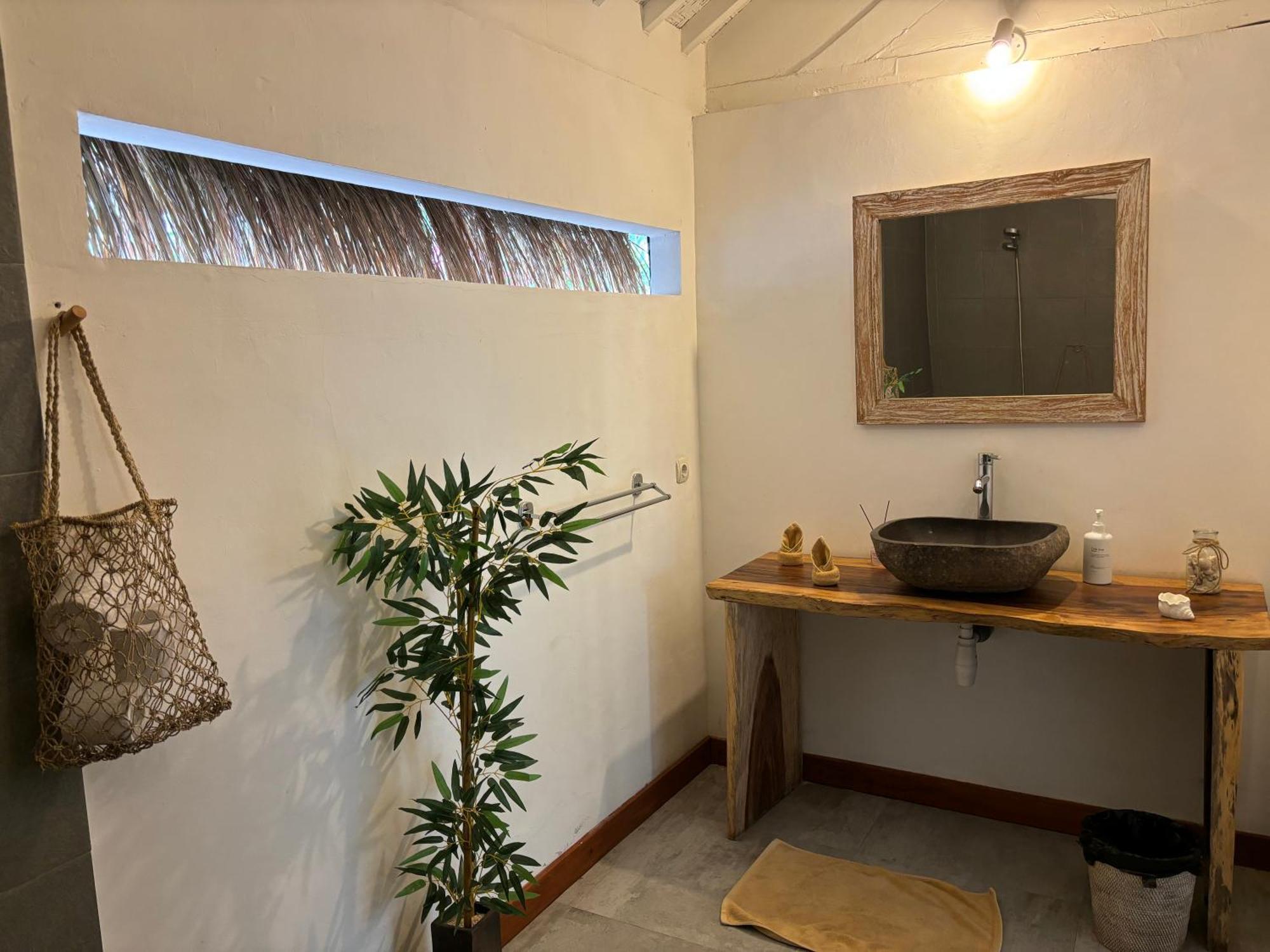 Villa Oceane Gili Air Buitenkant foto